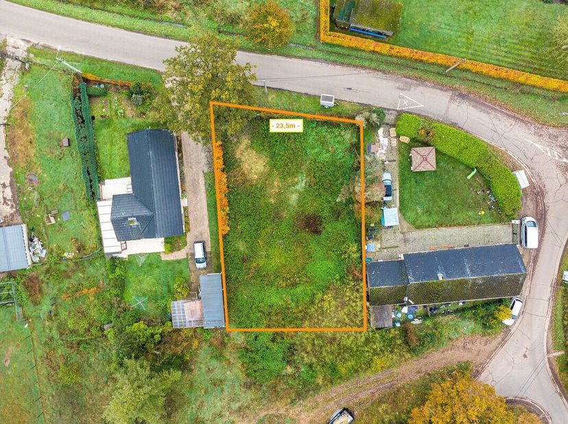 Terrain à vendre
                    à 3560 Lummen