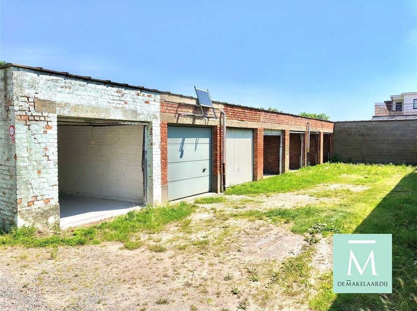 Garage à vendre
                    à 2800 Mechelen