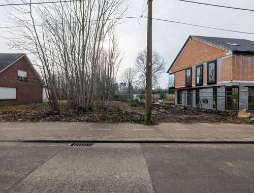                                         Terrain à bâtir à vendre à Rotselaar, € 149.000
