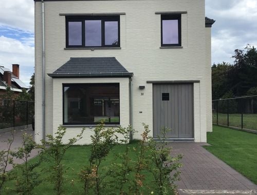                                         Maison à louer à Dessel, € 1.450
