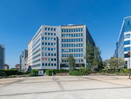                                         Bureaux à louer à Etterbeek, € 1.329
