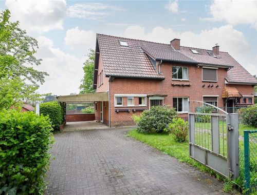                                         Maison à vendre à Houthalen, € 374.000

