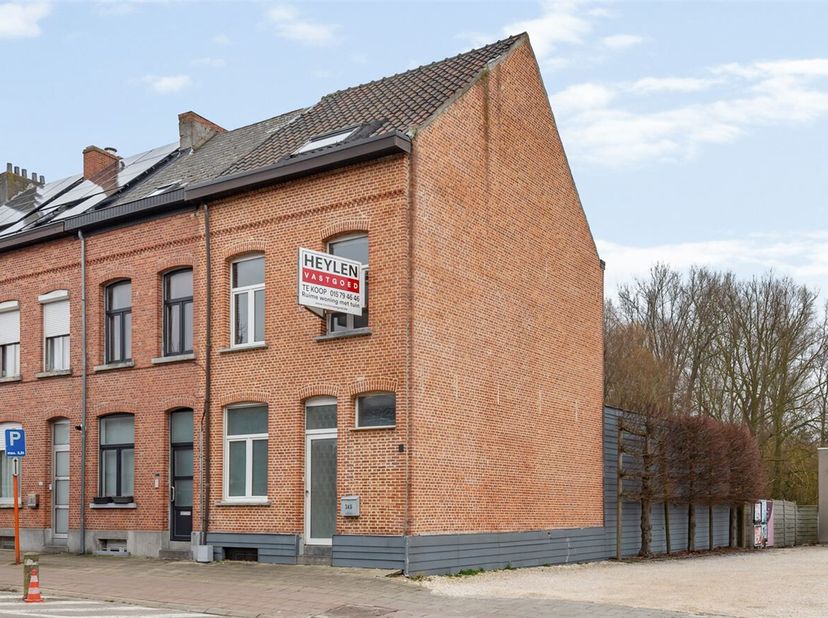 Halfopen bebouwing met tuin!&lt;br /&gt;
Ontdek dit knusse halfopen bebouwing in het hart van Mechelen, perfect voor wie op zoek is naar comfort en een mooi