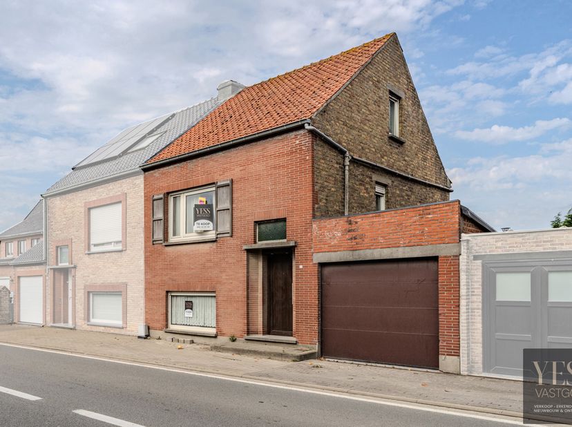 Te renoveren halfopen bebouwing met potentieel aan de vaart in Oudenburg&lt;br /&gt;
Deze halfopen woning op een perceel van 320 m² biedt een stevige basis