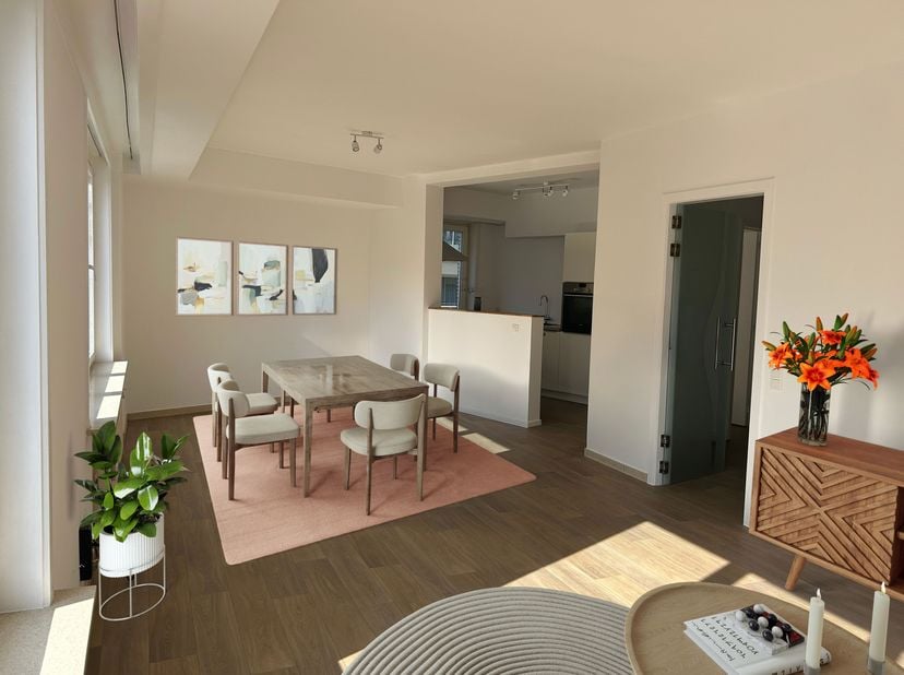 Lichtrijk 3-slaapkamerappartement met prachtig uitzicht in hartje Kortrijk&lt;br /&gt;
&lt;br /&gt;
Dit vernieuwde appartement in de Peter Benoitstraat, centraal