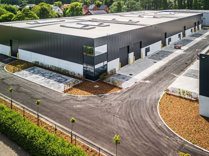 Bien professionnel à vendre
                    à 2220 Heist-op-den-Berg
