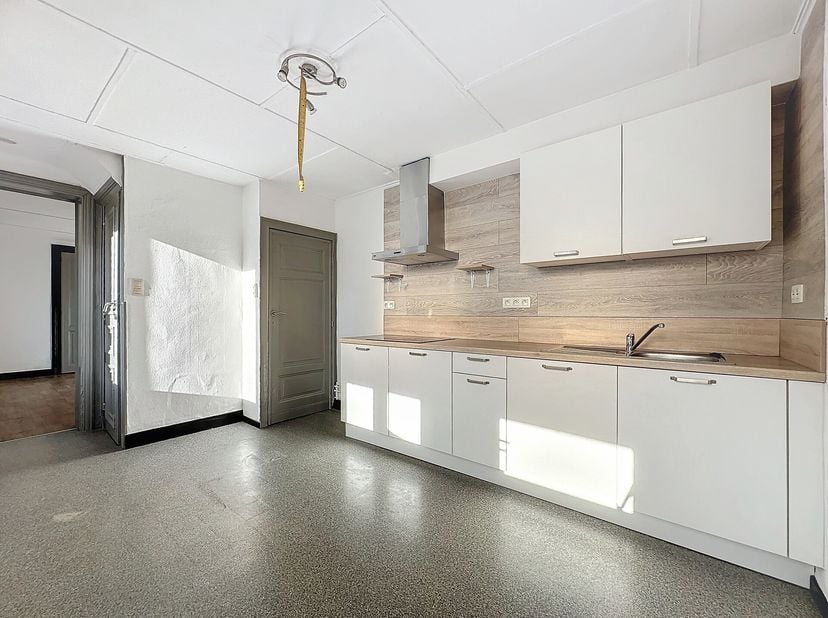 Visitez ce bien virtuellement ici : https://urls.fr/6Xtvr6 - AYWAILLE - Charmante maison d&#039;habitation située à proximité de toutes commodités et de l&#039;