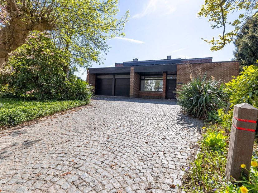 Maison à vendre
                    à 9200 Schoonaarde