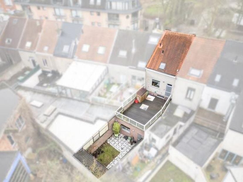 Appartement à vendre
                    à 9040 Sint-Amandsberg