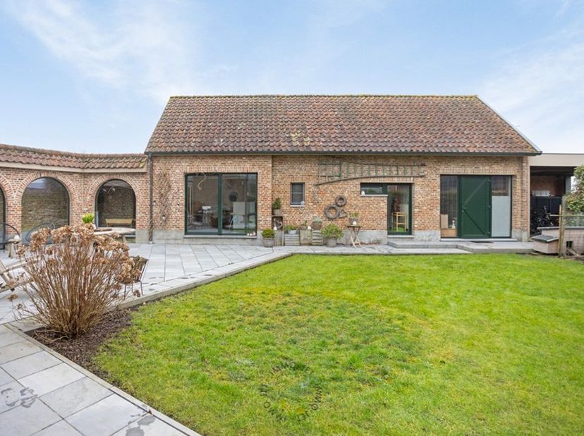 Maison à vendre
                    à 9120 Haasdonk