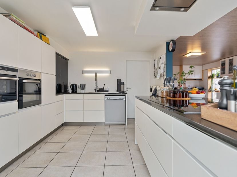 Instapklare halfopen woning met 4 slaapkamers en EPC B te koop in Gullegem!&lt;br /&gt;
Op zoek naar een ruime, energiezuinige gezinswoning in een rustige b