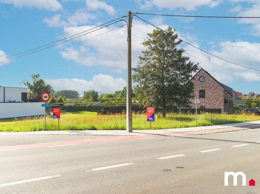 Terrain à vendre
                    à 8540 Deerlijk