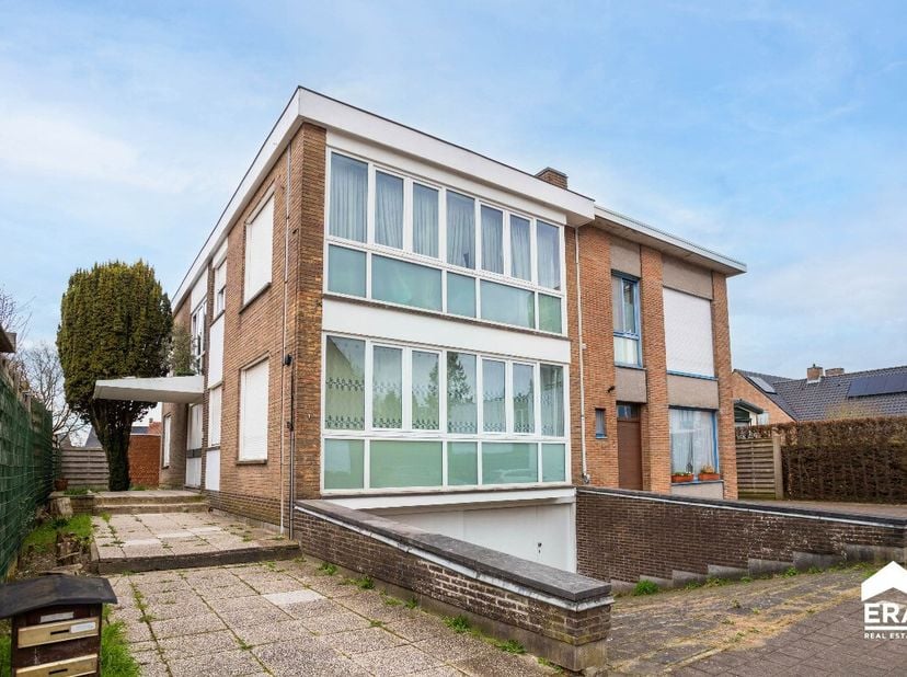 Appartement à vendre
                    à 8800 Roeselare