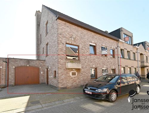                                         App. rez-de-chaussée à vendre à Hamme, € 390.000
