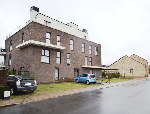                                         Appartement à louer à Izegem, € 745
