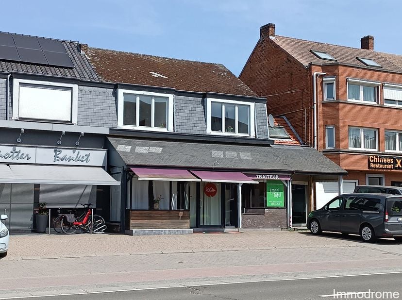 Bien professionnel à vendre
                    à 3360 Korbeek-Lo