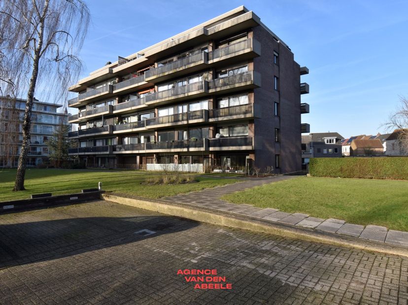 Appartement à vendre
                    à 8310 Assebroek