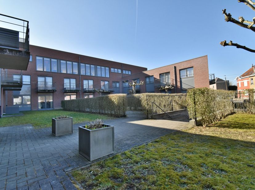Studio situé à distance de marche du centre d&#039;Overijse, convenant pour une personne, dans un projet unique à Overijse.&lt;br /&gt;
Ce studio, situé au premi