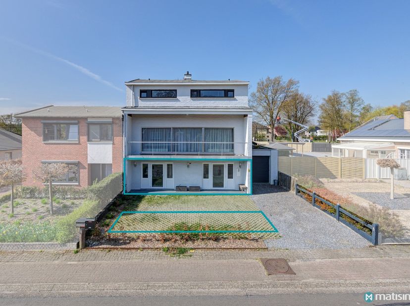 Appartement à vendre
                    à 3665 As