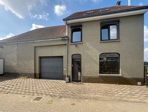                                         Maison à vendre à Burst, € 244.900
