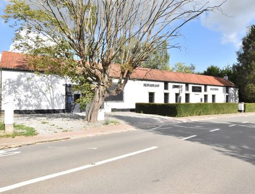                                         Commerce à vendre à Bierghes, € 540.000
