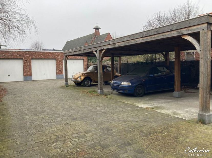 Garage à vendre
                    à 2900 Schoten