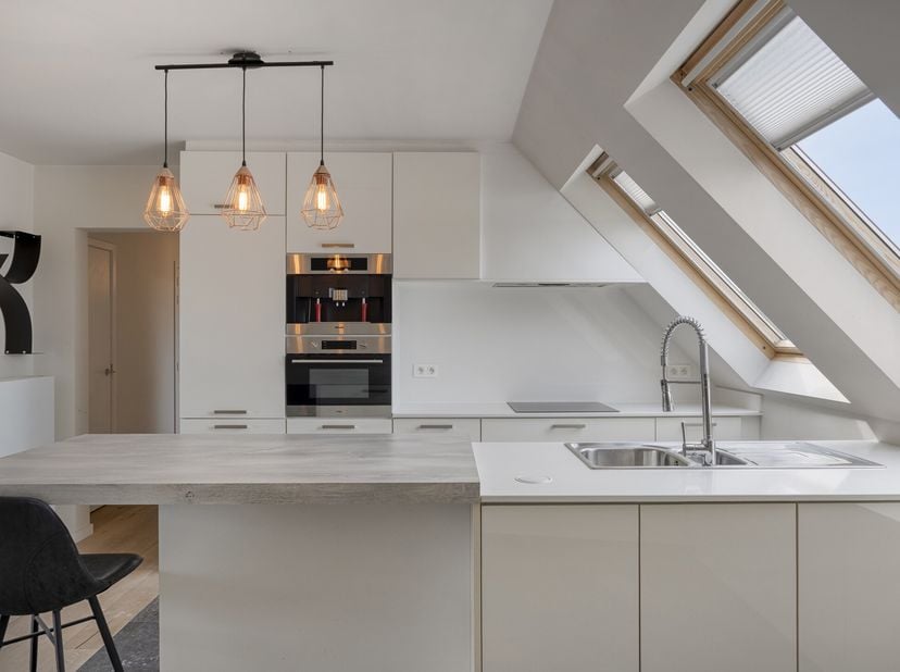 Dans le charmant village d&#039;Astene, à deux pas de la pittoresque Lys, ce sublime appartement en duplex attend son nouvel occupant. Une combinaison rare