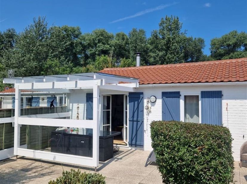 Charmant Duinenhuisje op Domein Duinendaele Volledig Gemeubileerd&lt;br /&gt;
Ben je op zoek naar een sfeervolle vakantiewoning aan de Belgische kust? Dit p