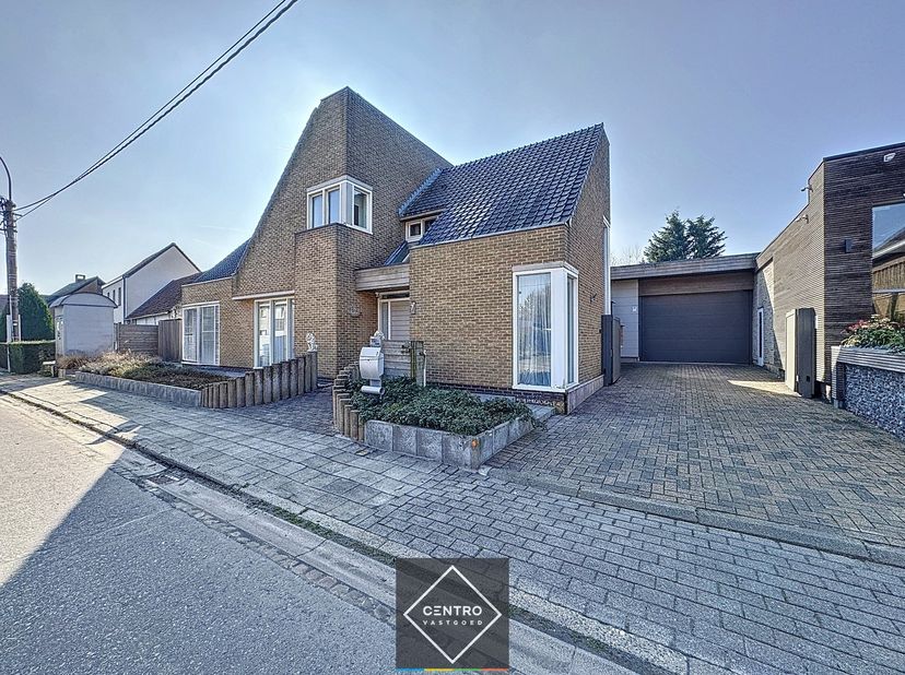 Bien professionnel à vendre
                    à 9968 Bassevelde