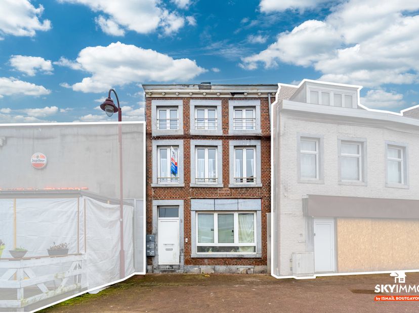 L&#039;agence SKYIMMO a le plaisir de vous présenter cet immeuble de rapport à régulariser dans le centre de Jemeppe. Situé à proximité des commerces et de