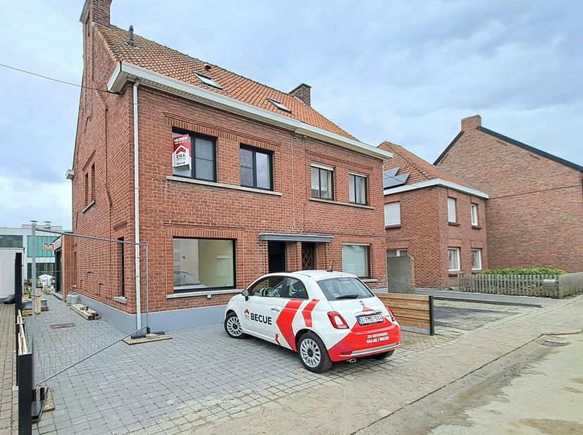 Maison à louer
                    à 8540 Deerlijk