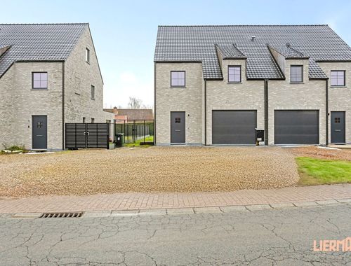                                         Maison à vendre à Ottergem, € 539.000
