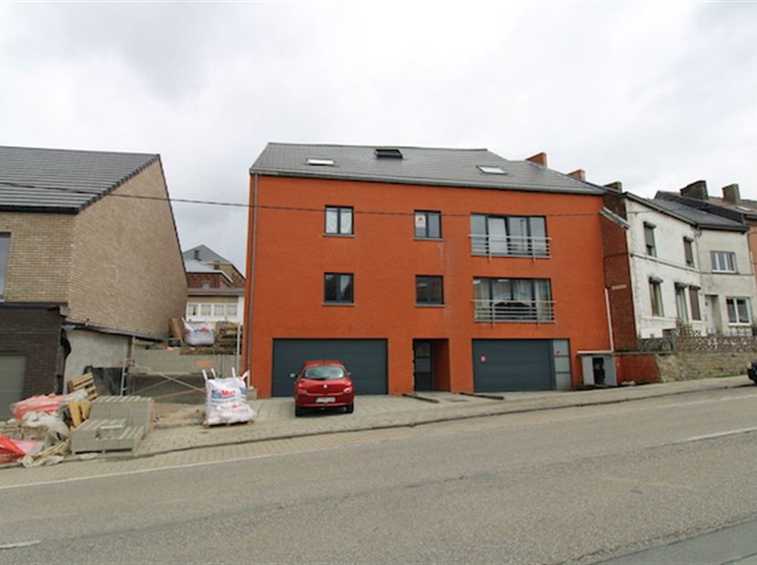 Montignies-sur-Sambre : à vendre dans nouvelle construction appartement au 1er étage (niveau jardin) 2 chambres avec séjour, cuisine équipée, salle de