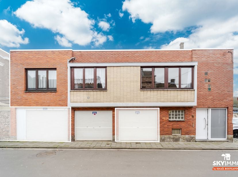 L&#039;agence SKYIMMO est ravie de vous présenter cette magnifique maison bel étage, offrant une surface habitable de 90 m² ainsi qu&#039;un grand garage se com