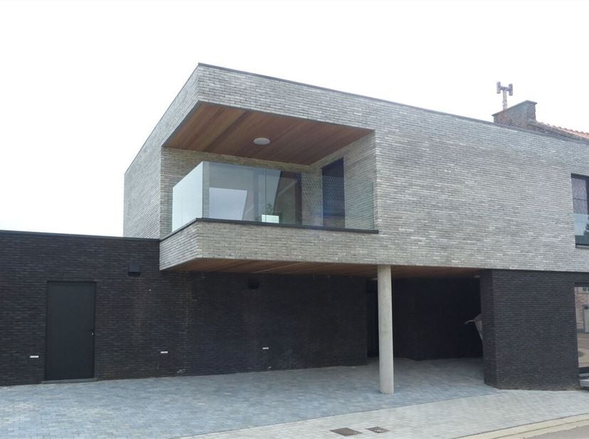 Nieuwbouw-appartement met 2 slaapkamers, terras en autostaanplaats in het centrum van Mechelen-Bovelingen.&lt;br /&gt;
Huurprijs inclusief maandelijkse vast
