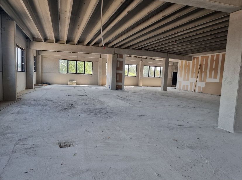 Bien professionnel à vendre
                    à 2235 Westmeerbeek