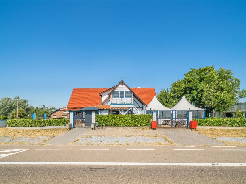 Bien professionnel à vendre
                    à 3680 Maaseik