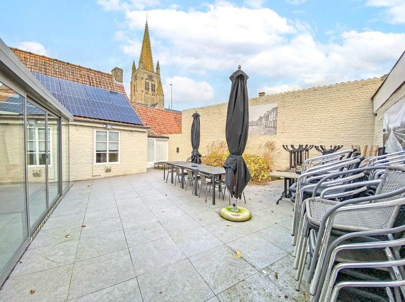 Bien professionnel à vendre
                    à 8647 Pollinkhove