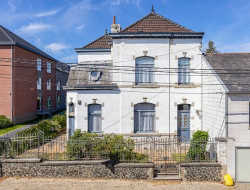                                         Maison de ville à vendre à Bassilly, € 299.000

