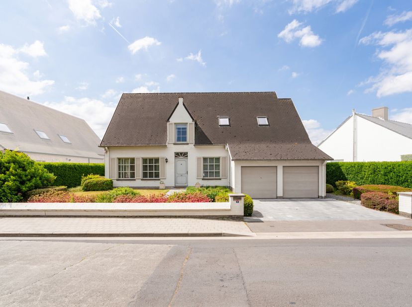 Maison à vendre
                    à 8020 Oostkamp