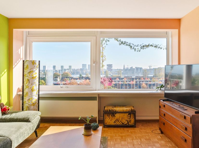 Lichtrijk, ruim appartement met 3 slaapkamers &amp; een uniek uitzicht over Antwerpen!&lt;br /&gt;
&lt;br /&gt;
Dit appartement is gelegen op een zeer gunstige locati