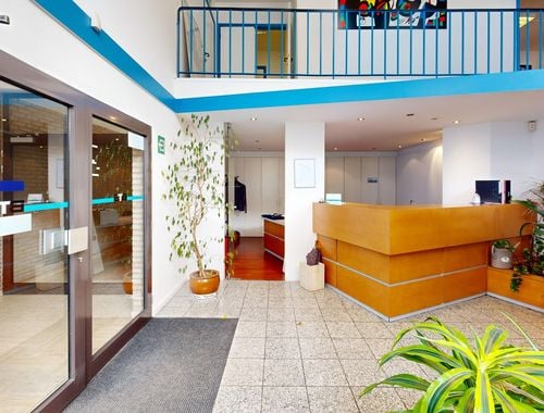                                         Espace de bureaux à vendre à Merksem, € 595.000
