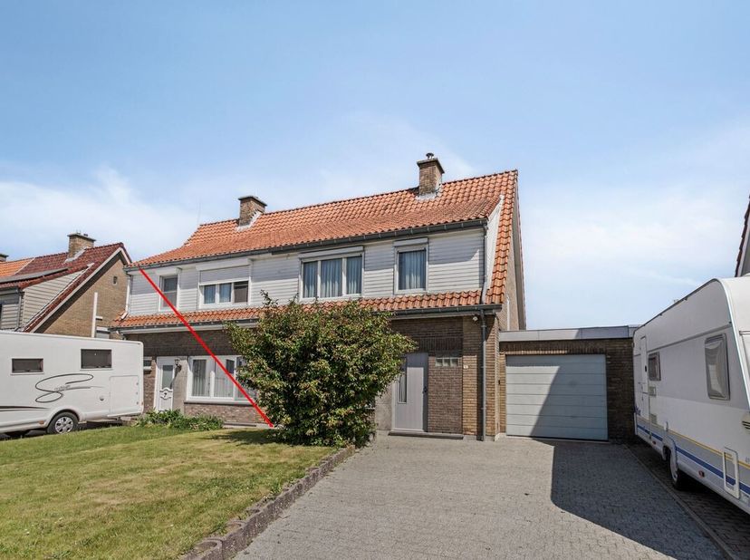 Maison à vendre
                    à 9790 Ooike