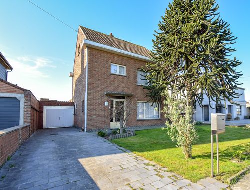                                         Maison à vendre à Leffinge, € 269.000
