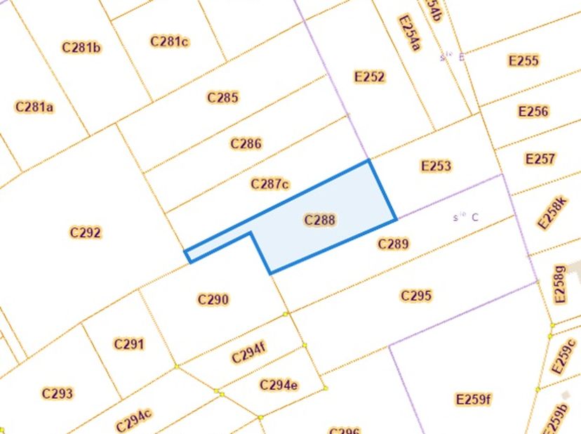 11 landbouwpercelen in Kampenhout (Berg) worden verkocht in 6 loten én in massa – online openbare verkoop&lt;br /&gt;
De percelen zijn verpacht. &lt;br /&gt;
Opsc