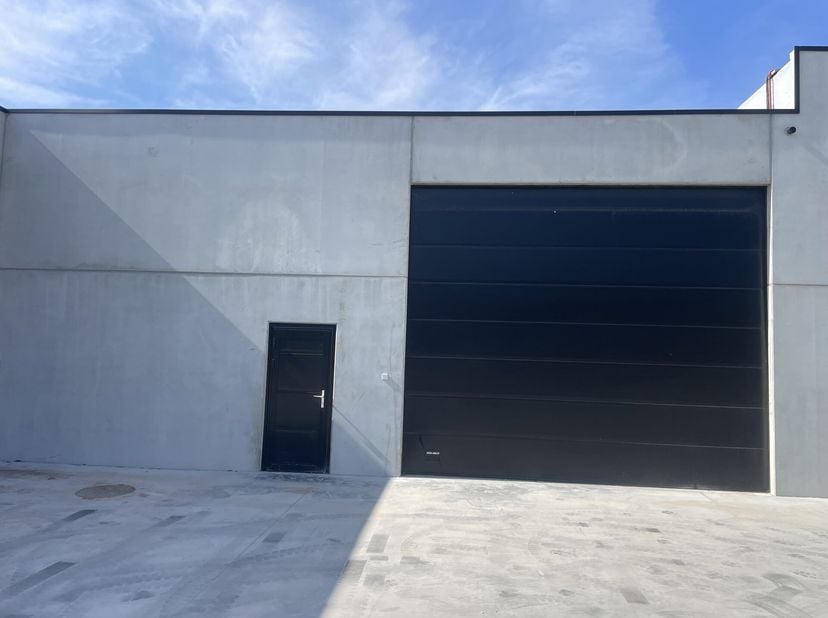 Bien professionnel à louer
                    à 8560 Wevelgem