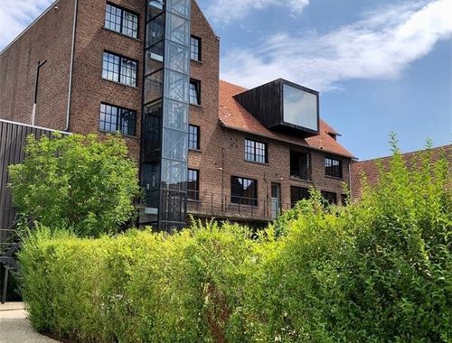                                         Gemengd gebruik te koop in Hoeselt, € 850.000
