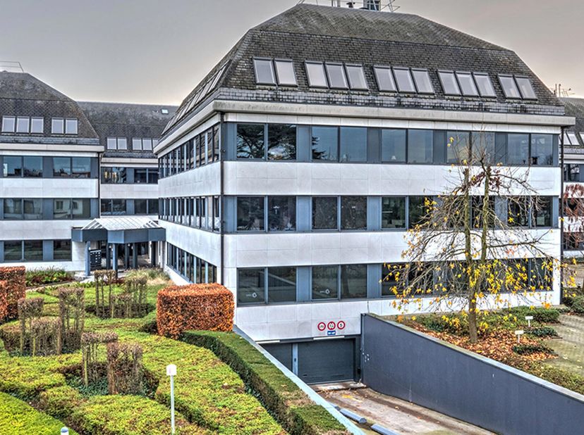 Garden Square  Moderne Kantoorruimte te Huur in Wilrijk, AntwerpenOp zoek naar een hoogwaardige kantoorruimte op een strategische locatie? Garden Squa