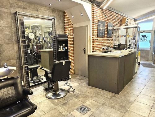                                         Usage mixte à vendre à Bruxelles, € 940.000
