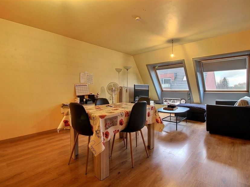 Appartement une chambre sur Estaimpuis